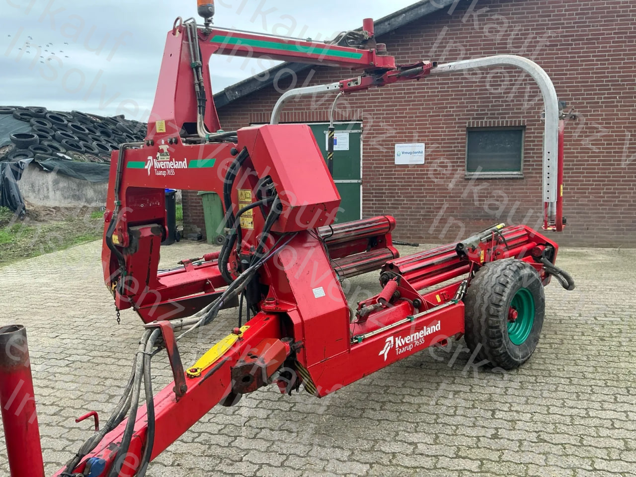 Kverneland Taarup 7655 Ballenwickler