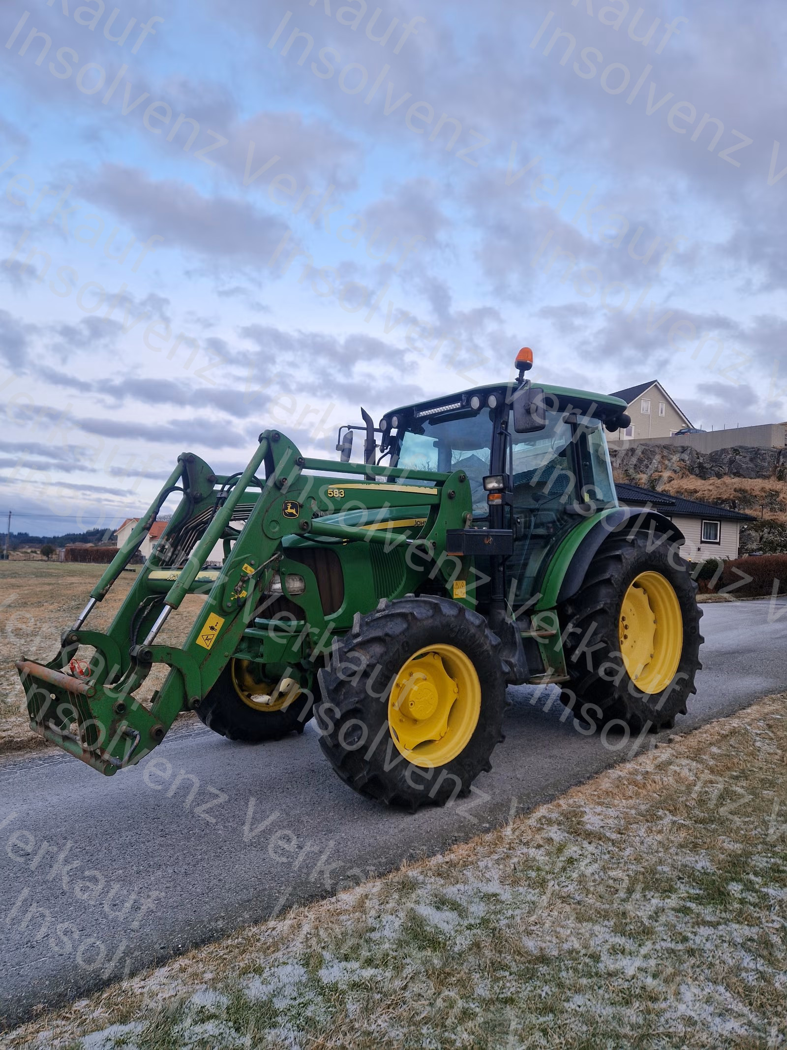John Deere 5100R