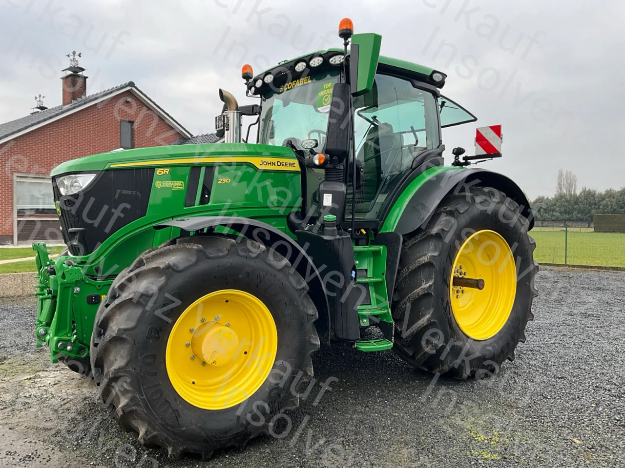 John Deere 6R230