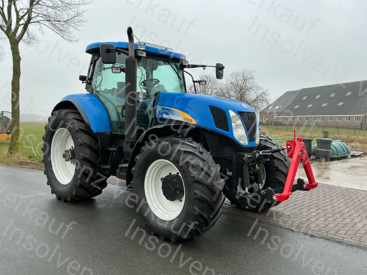 New Holland T7030