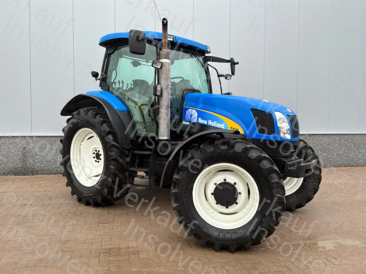 New Holland TS115A